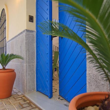 Mara'S Apartments Torremolinos La Mar - Beachfront Tiny House - Bajondillo エクステリア 写真