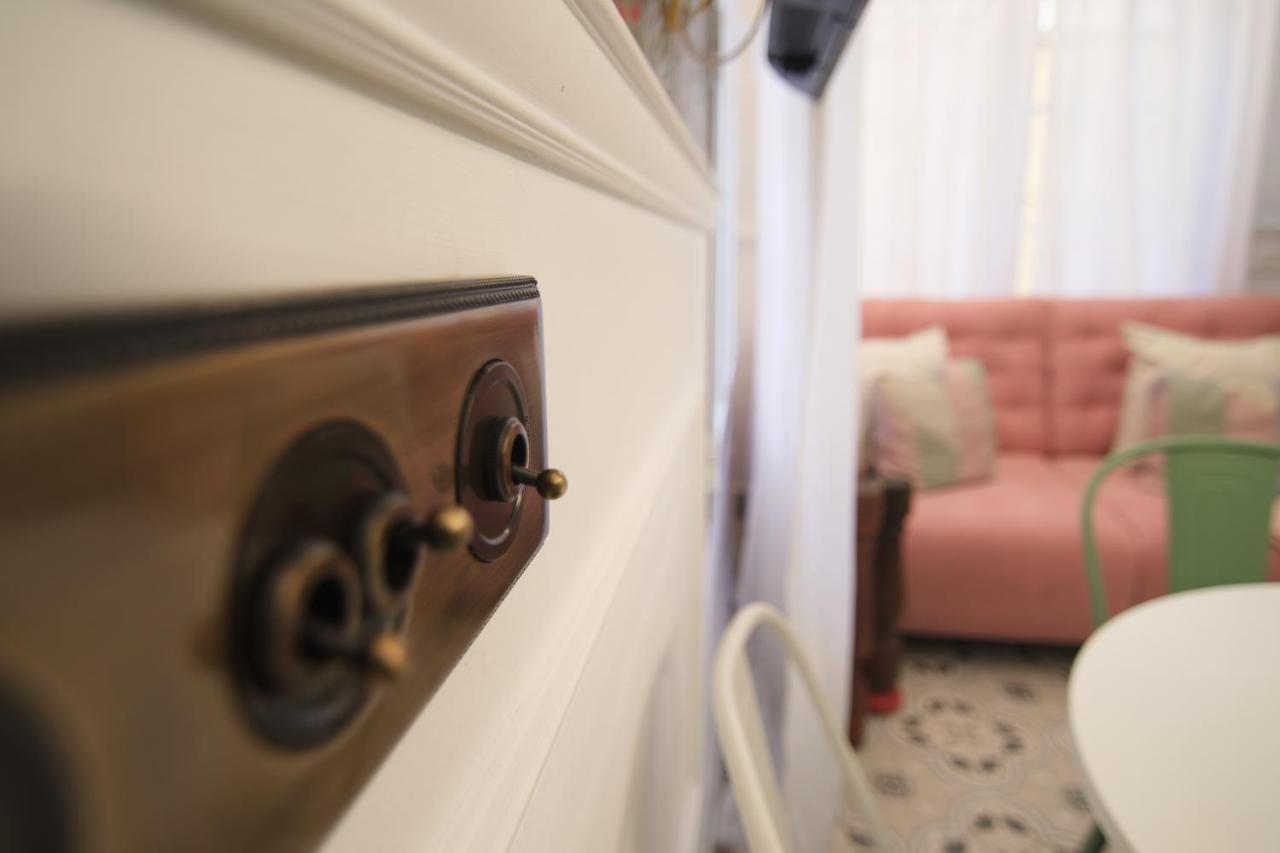 Mara'S Apartments Torremolinos La Mar - Beachfront Tiny House - Bajondillo エクステリア 写真