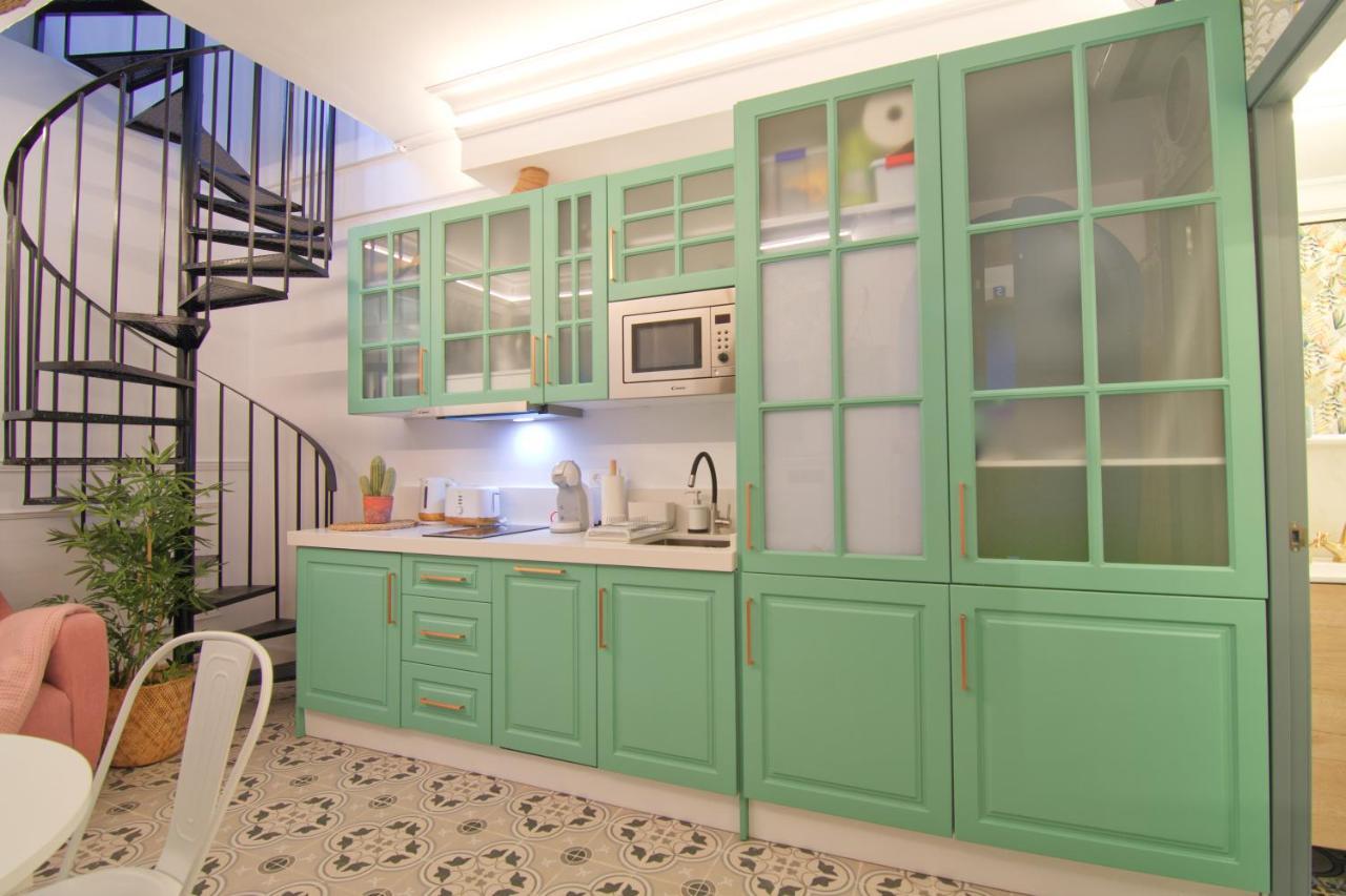 Mara'S Apartments Torremolinos La Mar - Beachfront Tiny House - Bajondillo エクステリア 写真