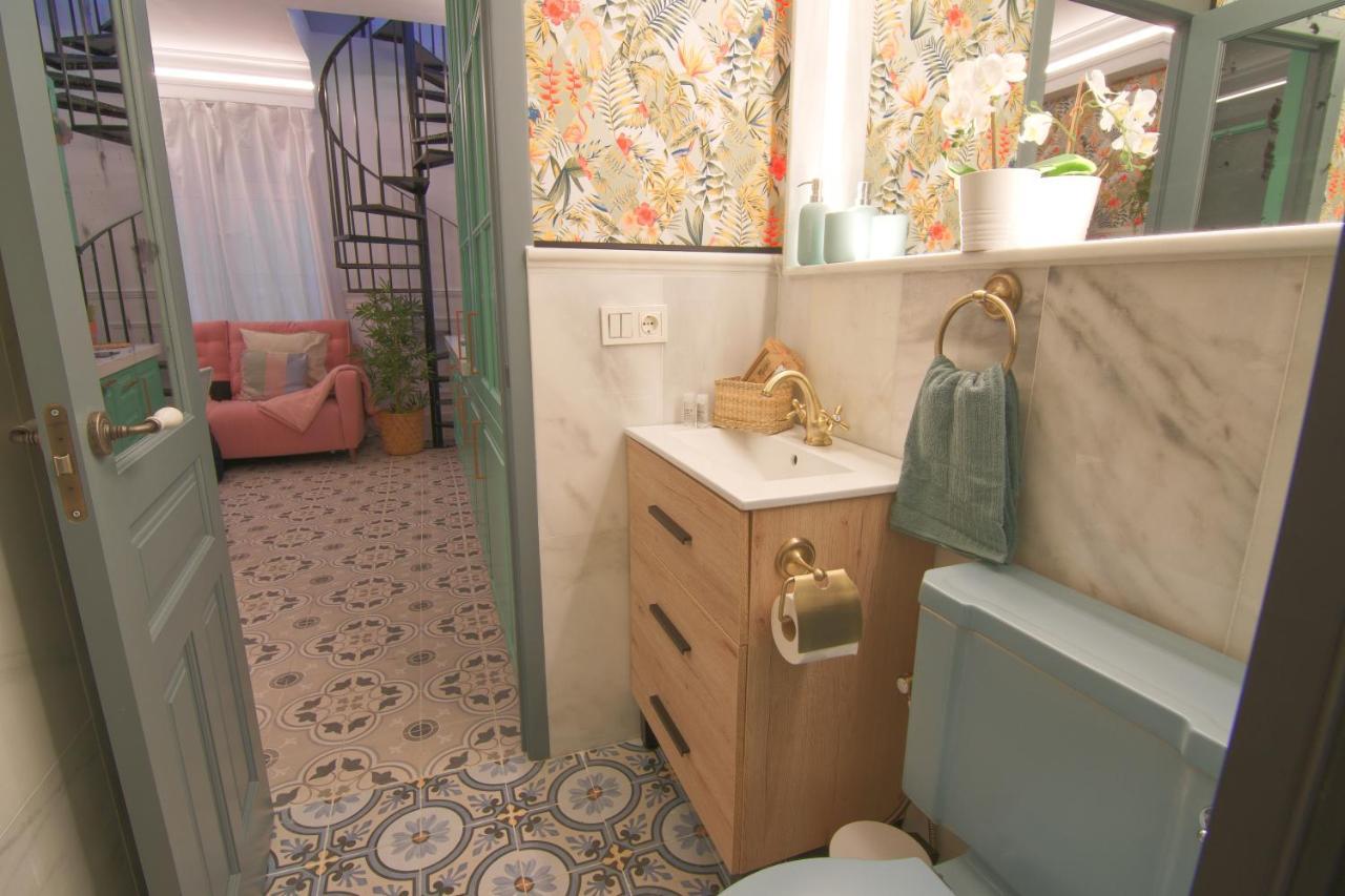 Mara'S Apartments Torremolinos La Mar - Beachfront Tiny House - Bajondillo エクステリア 写真