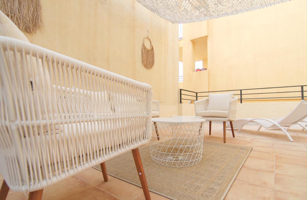 Mara'S Apartments Torremolinos La Mar - Beachfront Tiny House - Bajondillo エクステリア 写真