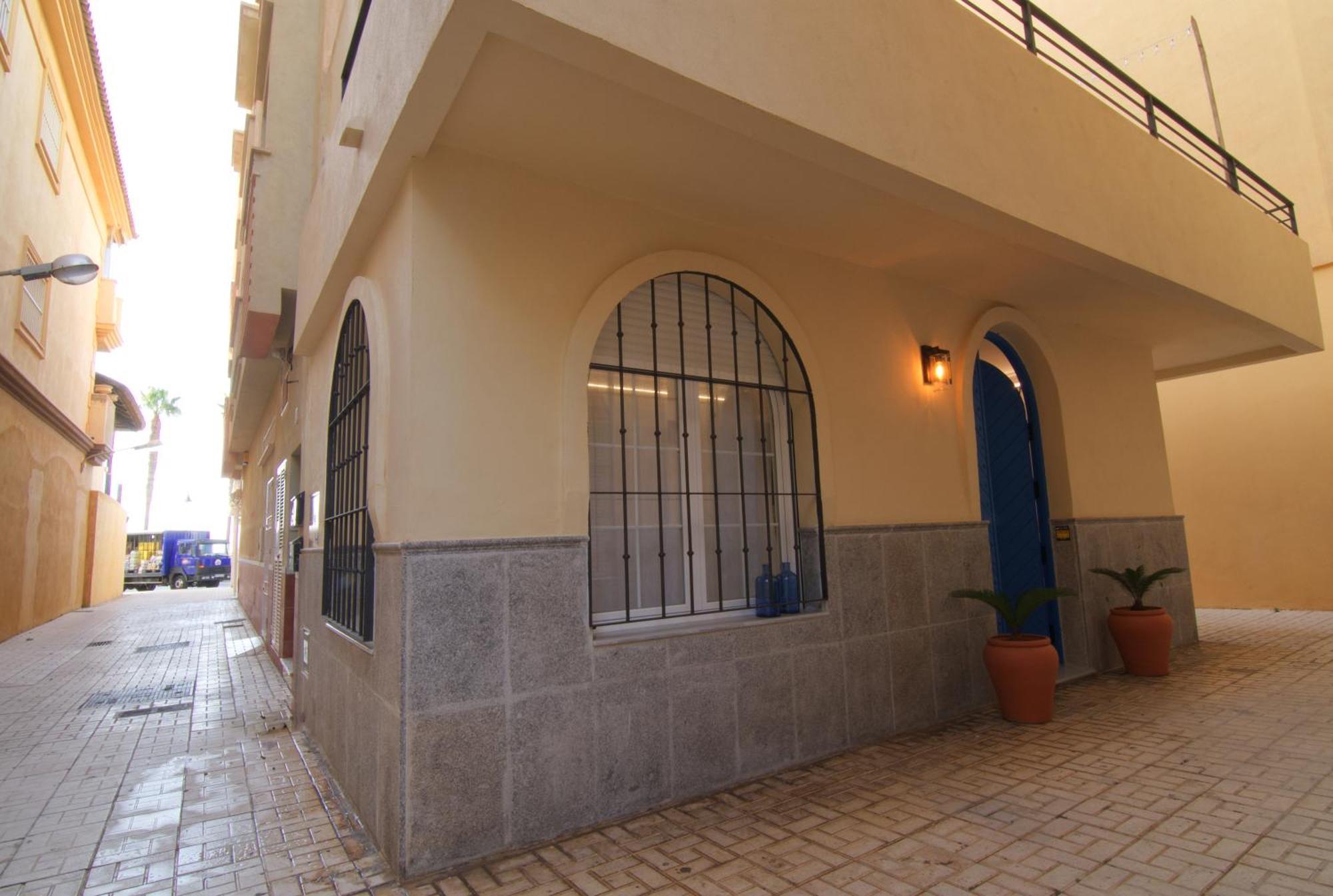 Mara'S Apartments Torremolinos La Mar - Beachfront Tiny House - Bajondillo エクステリア 写真
